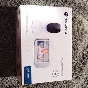 Motorola VM75 5.0" Video Baby Monitor